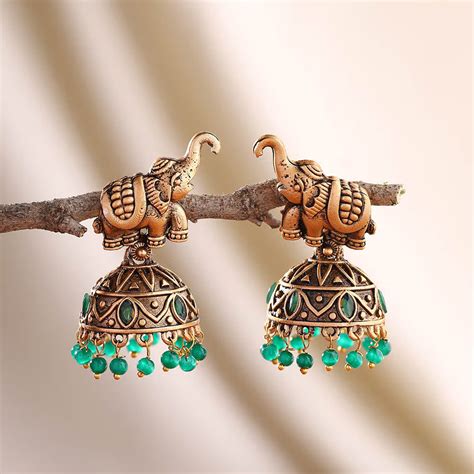 15 Best Gold Jhumka Designs To Buy Online | LBB