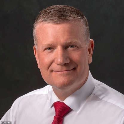 Deep red state risks wrath of Trump with support for Canada