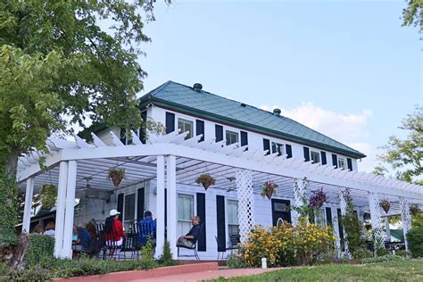 Defiance Ridge Vineyards