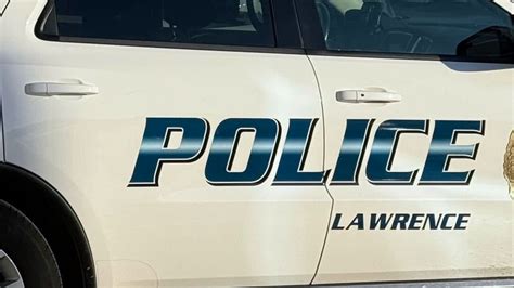 Woman dies in Lawrence crash Monday night