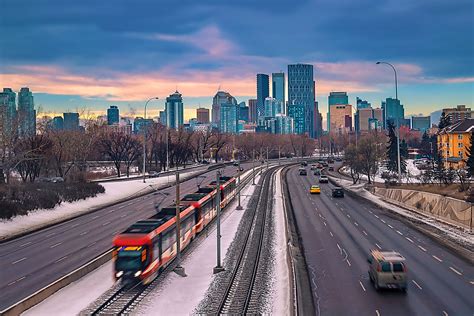 Watch: Calgary driver off-roads in attempt to skip traffic | Driving