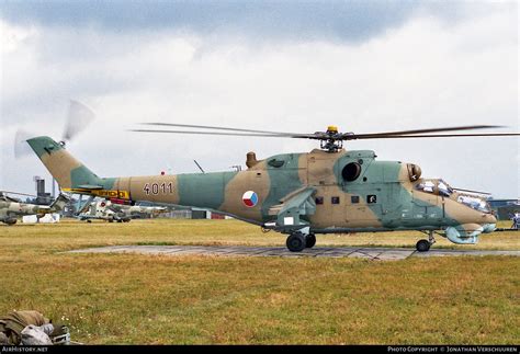 Aircraft Photo of 4011 | Mil Mi-24D | Czechoslovakia - Air Force ...