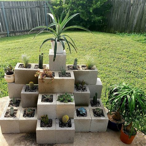 23 Cinder Block Garden Ideas You Cannot Miss | SharonSable