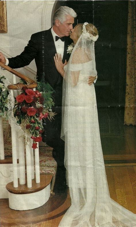 Barbra Streisand and James Brolin wedding, 1998. | Hollywood wedding ...