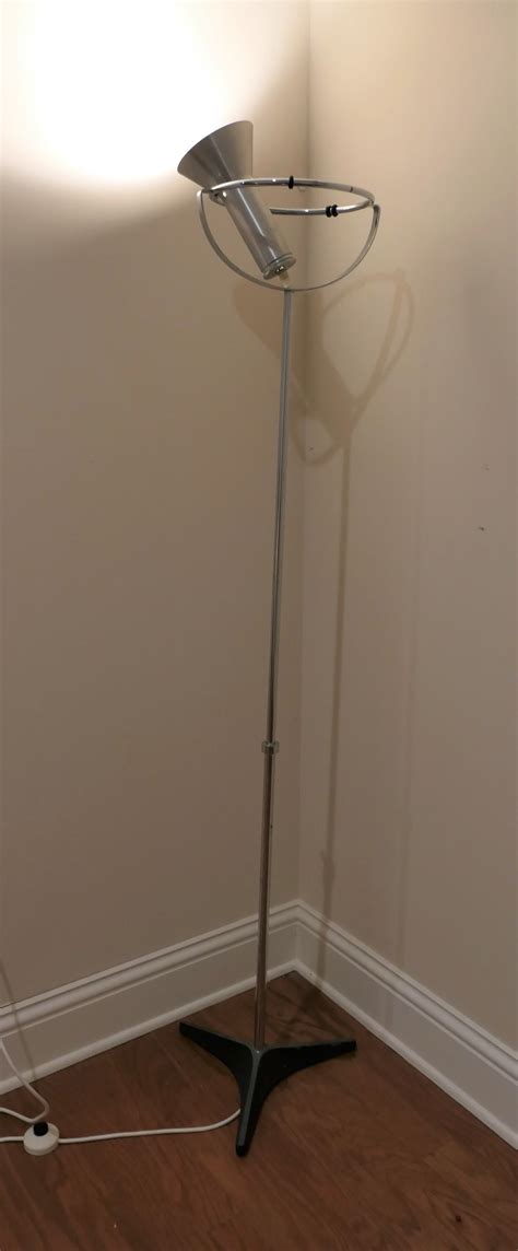 Lot Detail - Chrome Spotlight Floor Lamp - Adjustable Height and ...