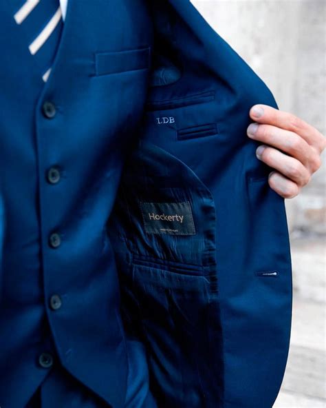 Blue Business Suit 的图像结果