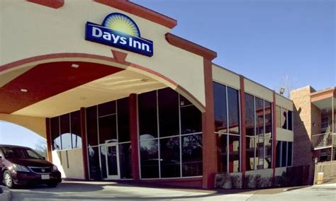 DAYS INN BY WYNDHAM KANSAS CITY - Hotel Reviews & Photos - Tripadvisor
