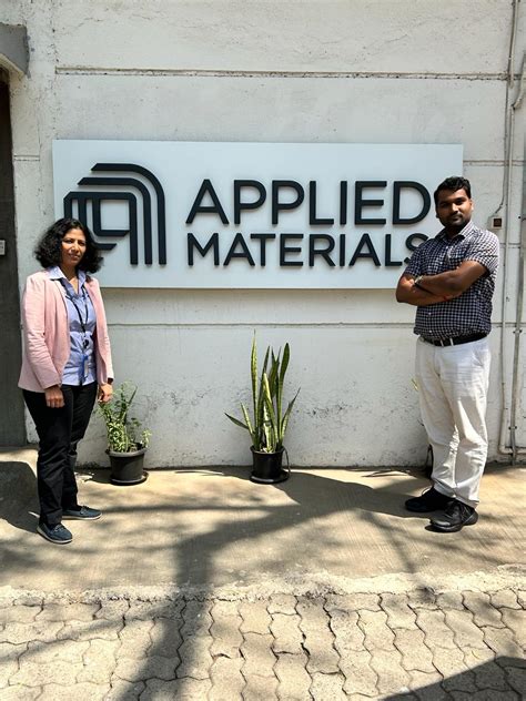 Faculty In-Charge, Industry Relations: Rondiya Group