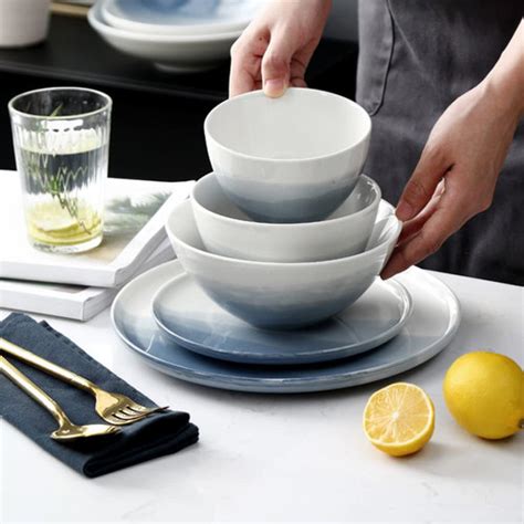Jual Piring Mangkuk Gradient Simple / Blue Wave Plate Bowl EB Dining ...