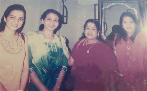 Best Beauty Parlour in Karaikudi | Aarthi Beauty Parlour & Training ...