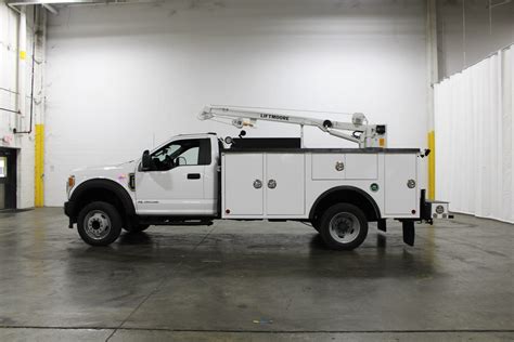 Reading Crane Body – Ford F-450 - Smyrna Truck