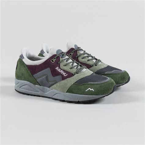 Karhu Mens Aria 95 Shoes Trainers Bronze Green Fig