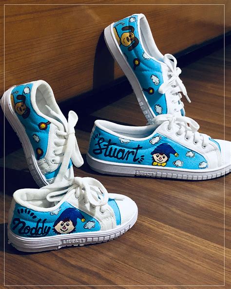 Handpainted Noddy Duo Unisex Sneaker – www.findurescape.com