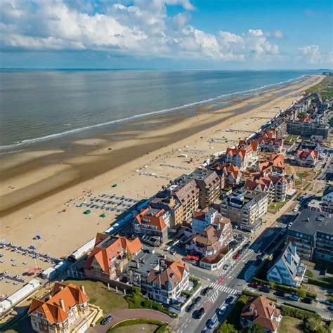 10 Best Beaches in Belgium [Local's Tips] - Paulina on the road