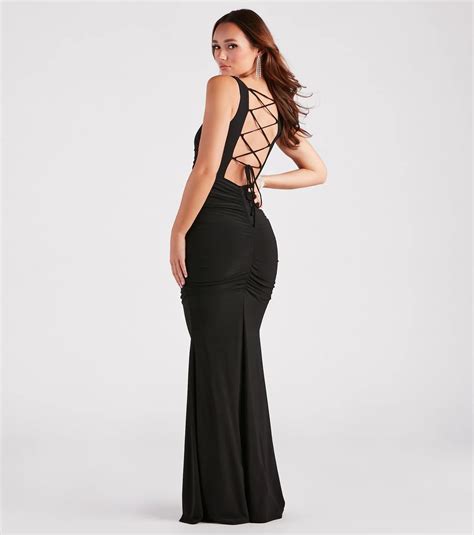 Evania Formal Lace-Up Mermaid Dress & Windsor