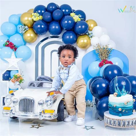 15 Cute First Birthday Photoshoot Ideas for Boys [Creative & Unique ...