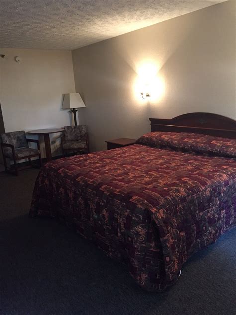 THE 10 CLOSEST Hotels to Sevierville Convention Center