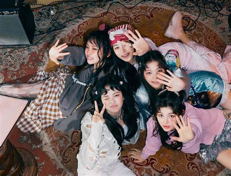 [100+] Newjeans Laptop Wallpapers | Wallpapers.com