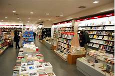 libreria mondadori mirano chiude la libreria mondadori libreria mondadori mirano chiude la libreria mondadori