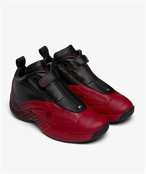 Black Reebok Answer IV | SVD