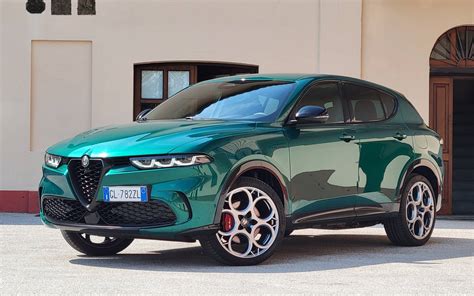 2024 Alfa Romeo Tonale PHEV: Setting the Tone for Electrification at Alfa Romeo - The Car Guide