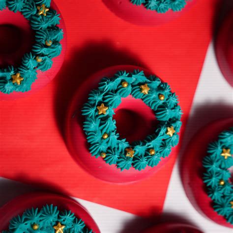 Mistletoe Donut Soap | Handmade Festive Christmas Donut Soap | Body ...