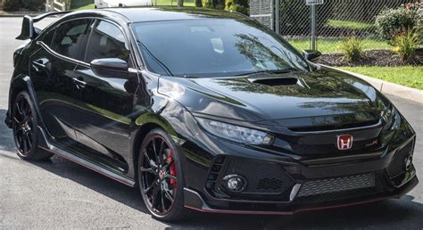 Black Honda Civic Type-R Sedan