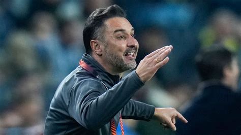 Everton interview Vitor Pereira for vacant manager's job - Paper Talk ...