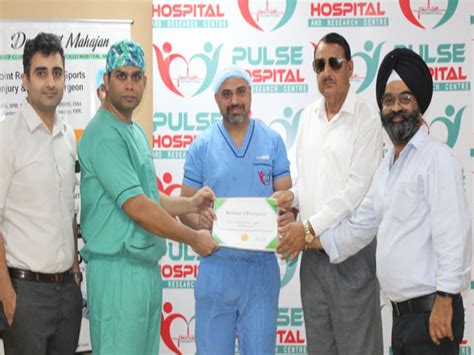 Dr. Sumit Mahajan, Gandhi Nagar, Jammu, Joint Replacement, Knee ...