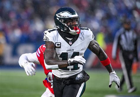 Patriots give up two picks in latest proposed AJ Brown trade package