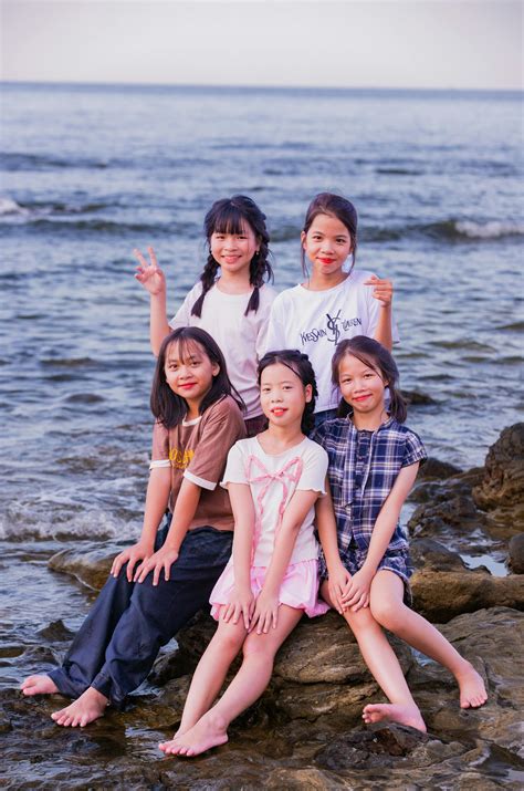 Thick+Goth+Girls Photos, Download The BEST Free Thick+Goth+Girls Stock ...