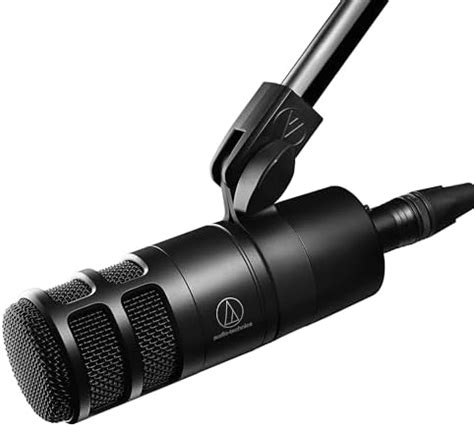 Audio-Technica AT2040 Hypercardioid Dynamic Podcast Microphone : Amazon ...