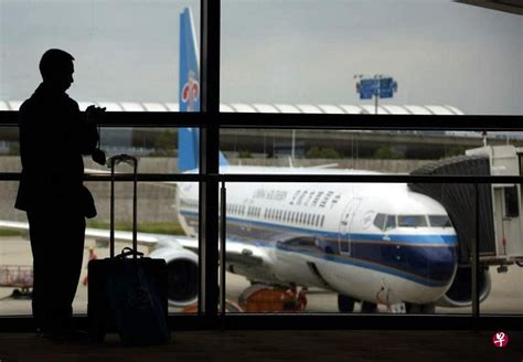 南方航空新加坡地勤被指辱骂旅客是狗 南航道歉 | 早报