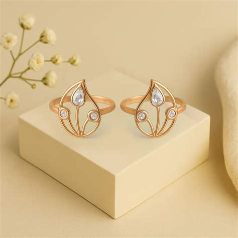 Buy SILVER WHITE STONE TOE RING Online at Unniyarcha – Unniyarcha