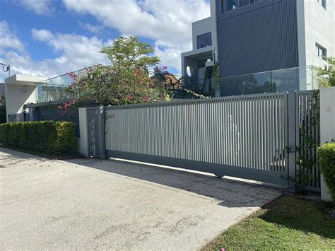 Commercial Electric Gates | Custom Auto Gates & Fencing