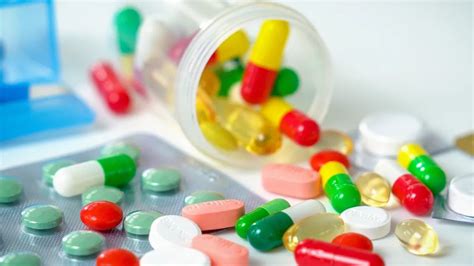 感冒能吃抗生素吗？抗生素该何时用？|阿莫西林|抗生素|消炎药|耐药性|炎症|肺炎|-健康界