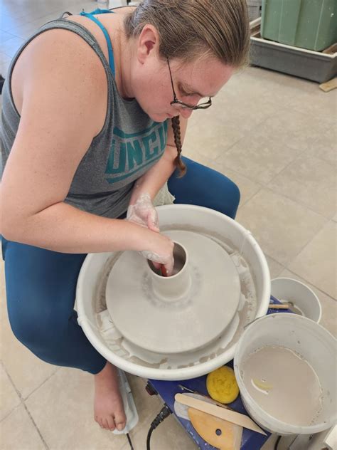 This class is full-Intro to wheel throwing with Jessica-8 wk, 264 ...