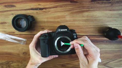 How to Clean Camera Sensor 的图像结果