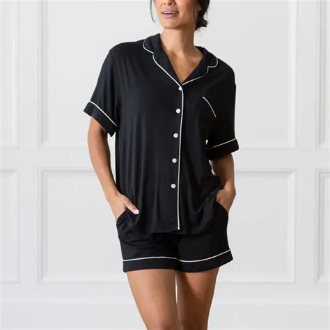 Cozy Earth's Bamboo Pajama Set Is a Must-Have - Parade