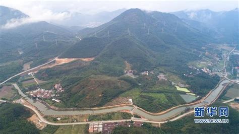 青山环抱、流水潺潺的福州九峰村-中新网福建
