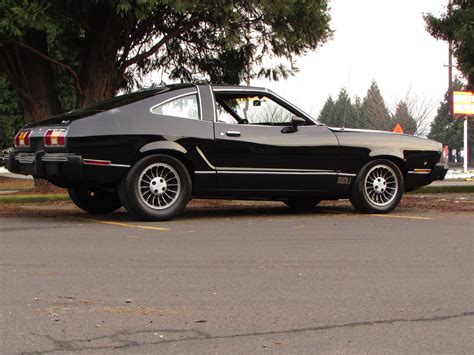 Mustang 76 Wallpapers 1976