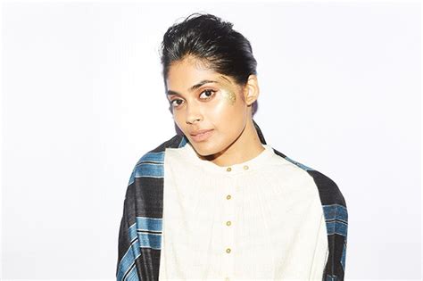 LFW Day 2: All The Beauty Looks We Love | Grazia India