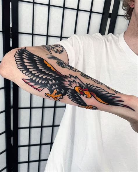12 Awesomely Iconic American Traditional Tattoos For Men