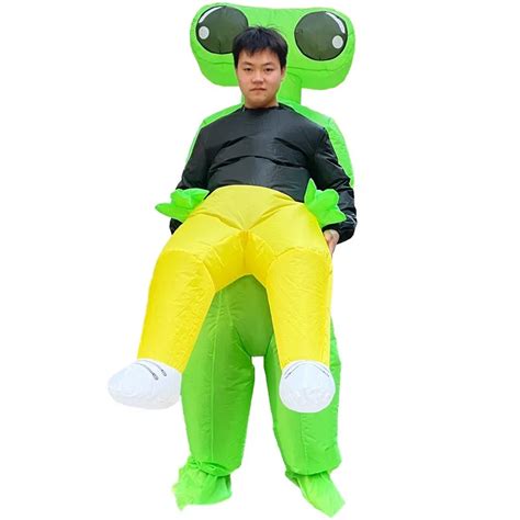 Alien Costume Scare Pranks 的图像结果