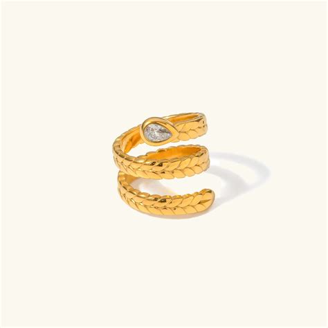 Davina Gold Serpent Ring – Avaria