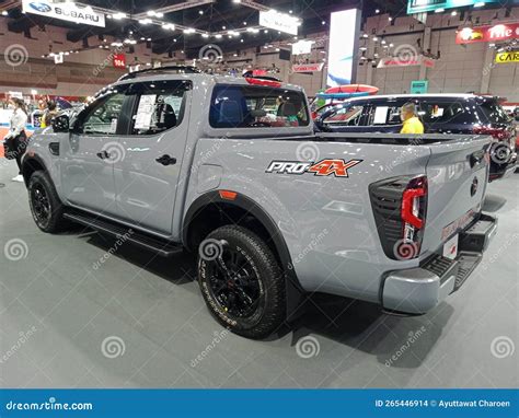 NISSAN NAVARA DOUBLE CAB PRO-4X Editorial Stock Image - Image of navara, nissan: 265446914