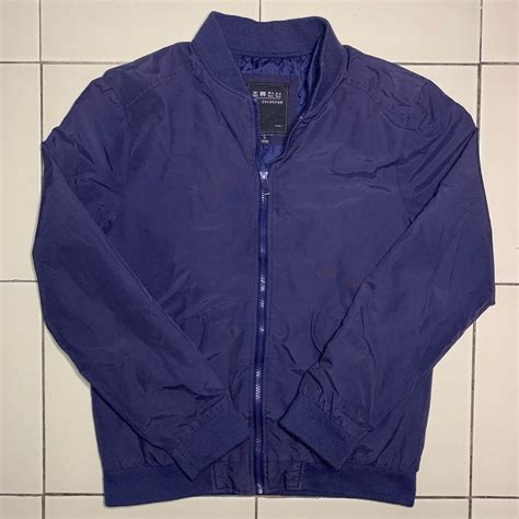 NAVY BLUE BOMBER JACKET on Carousell