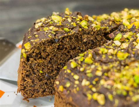Recipe : Eggless Atta Cake For Sweet Mornings - lifeberrys.com