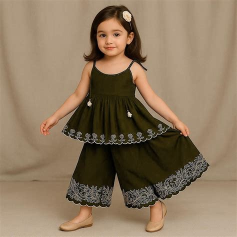 Pre Order: Scalloped Hem Tie Up Strappy Dark Oliver Green Top And Pala ...