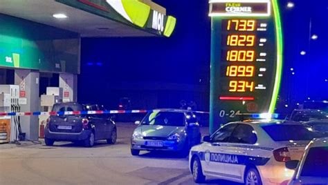 Novosti.rs | Galerija | MEĐU TROJE PRIVEDENIH I ŽENA: Snimci sa mesta ...